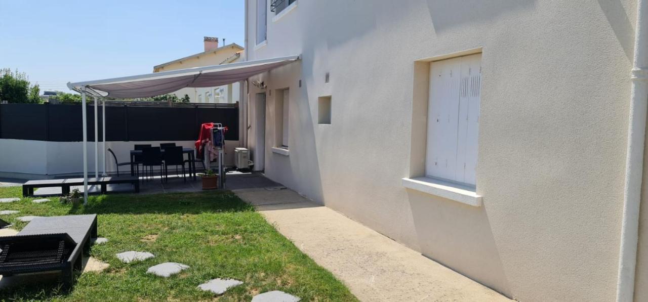 Belle Maison Avec Jardin Rdc T3 De 70M2 Vacances Ou Cure Thermale Rochefort Exterior photo